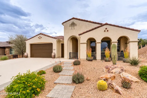Property Slideshow image 3 of 50 | 492 n sonoma vista dr, Green Valley, AZ, 85614