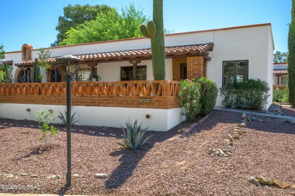 Property Slideshow image 2 of 16 | 336 s paseo cerro d, Green Valley, AZ, 85614