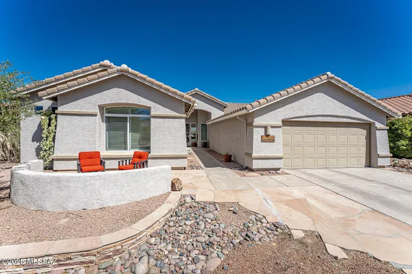 Property Slideshow image 2 of 50 | 1362 n boyce ave, Green Valley, AZ, 85614