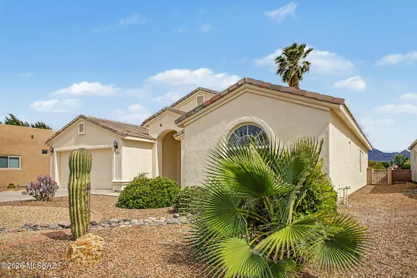 Property Slideshow image 3 of 25 | 2705 s chipshot dr, Green Valley, AZ, 85614