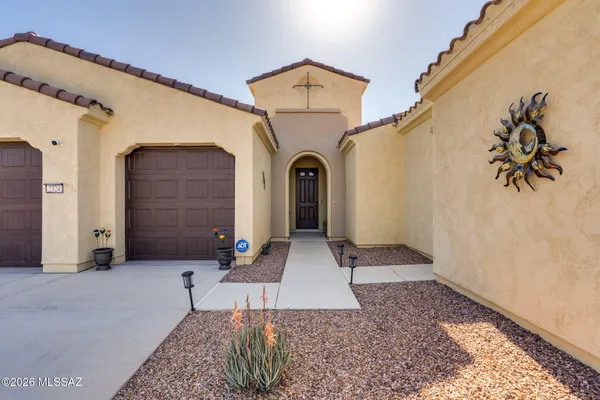 Property Slideshow image 2 of 46 | 2324 e dream catcher dr, Green Valley, AZ, 85614