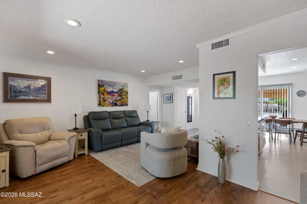 Property Slideshow image 3 of 28 | 307 n calle de las profetas, Green Valley, AZ, 85614