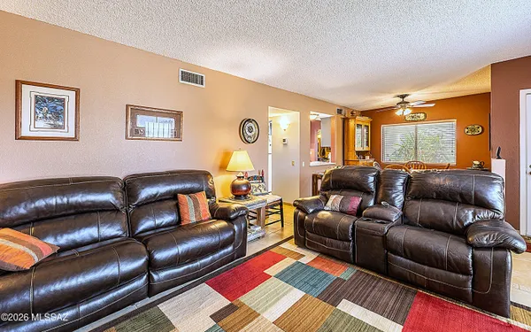 Property Slideshow image 3 of 31 | 2082 s santa carla dr, Green Valley, AZ, 85614