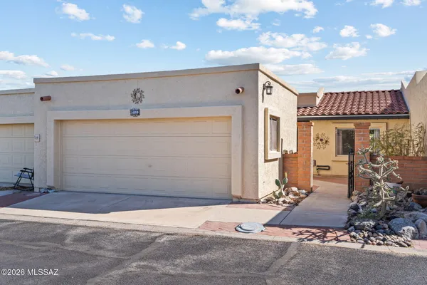 Property Slideshow image 2 of 36 | 3089 s placita margarita, Green Valley, AZ, 85622