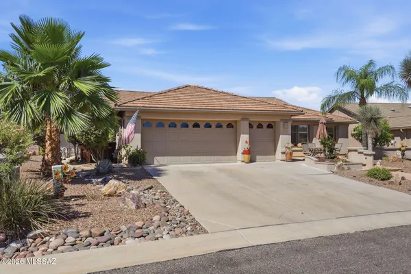 Property Slideshow image 2 of 51 | 2436 e overview ln, Green Valley, AZ, 85614