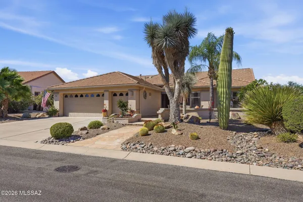 Property Slideshow image 3 of 51 | 2436 e overview ln, Green Valley, AZ, 85614