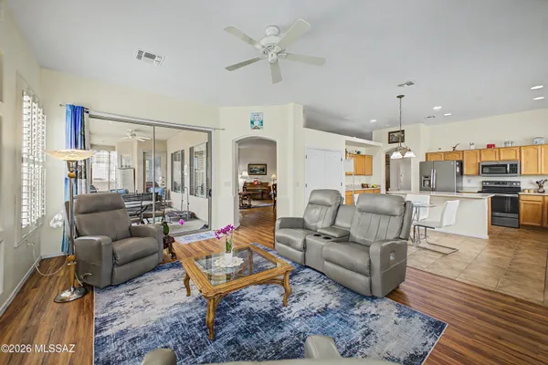 Property Slideshow image 3 of 36 | 2329 w calle balaustre, Green Valley, AZ, 85622