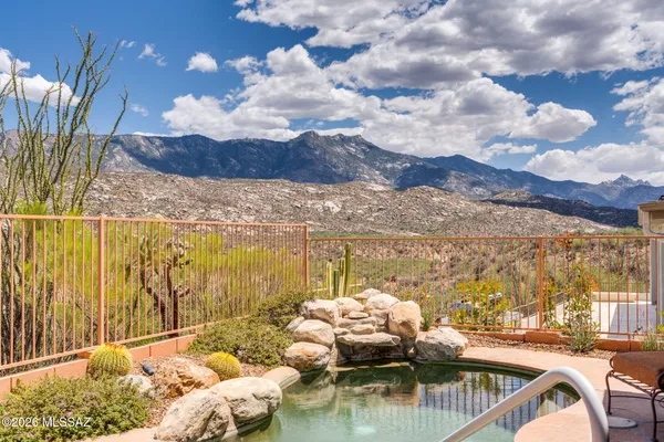 Property Slideshow image 3 of 46 | 37153 s desert sky ln, Tucson, AZ, 85739