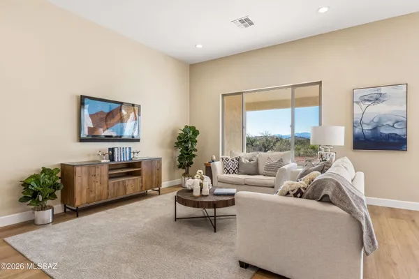 Property Slideshow image 3 of 22 | 1941 n aruba dr, Green Valley, AZ, 85614