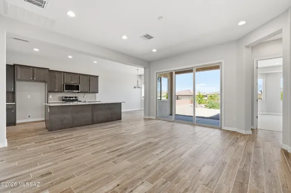 Property Slideshow image 3 of 28 | 878 n astronomer ln, Green Valley, AZ, 85614