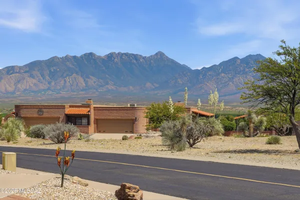 Property Slideshow image 3 of 49 | 1160 w camino del pato, Green Valley, AZ, 85622