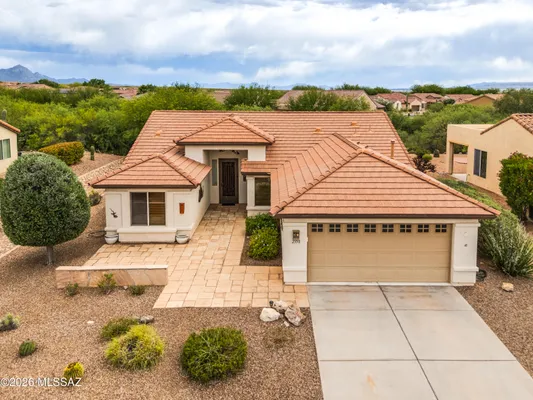 Property Slideshow image 2 of 50 | 2350 e skywalker way, Green Valley, AZ, 85614