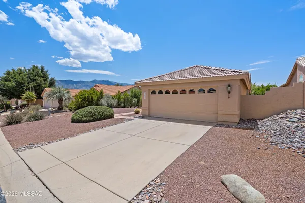 Property Slideshow image 2 of 46 | 63889 e orangewood ln, Tucson, AZ, 85739