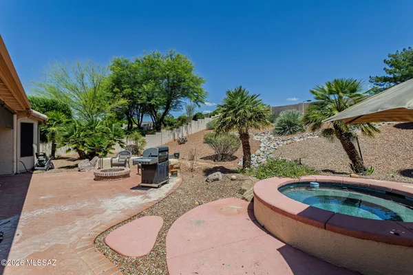 Property Slideshow image 3 of 41 | 62724 e flower ridge dr, Saddlebrooke, AZ, 85739
