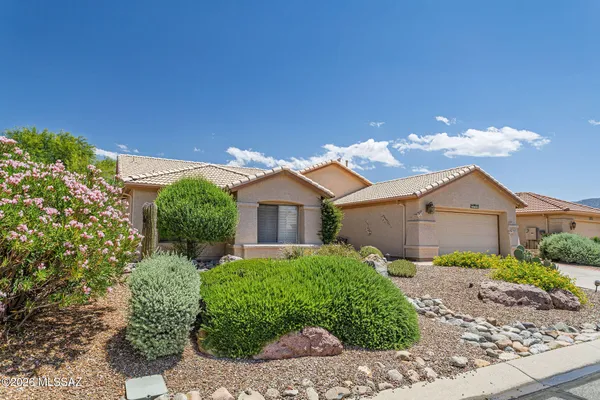 Property Slideshow image 2 of 40 | 62724 e flower ridge dr, Saddlebrooke, AZ, 85739