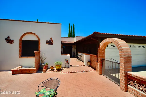 Property Slideshow image 3 of 43 | 429 e paseo chuparosas, Green Valley, AZ, 85614