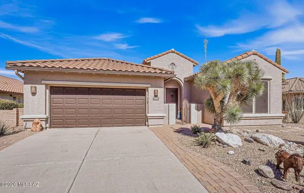 Property Slideshow image 2 of 51 | 972 n rams head rd, Green Valley, AZ, 85614