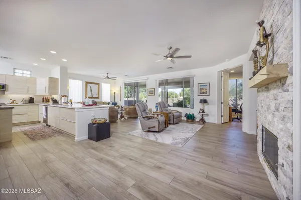 Property Slideshow image 3 of 25 | 7459 w mystic sky ln, Tucson, AZ, 85743