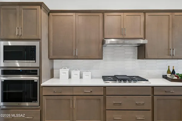 Property Slideshow image 3 of 18 | 30654 s willet way, Oracle, AZ, 85623