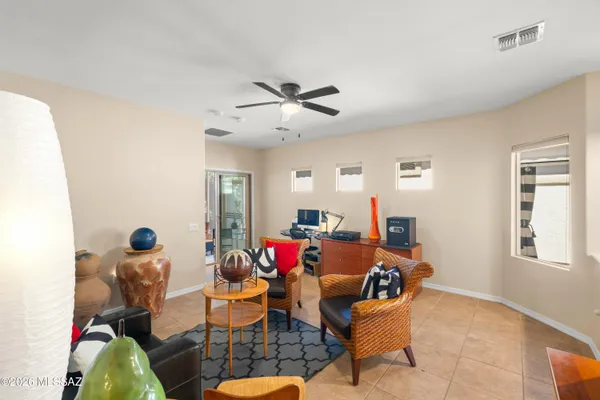 Property Slideshow image 3 of 26 | 649 w calle media luz, Sahuarita, AZ, 85629
