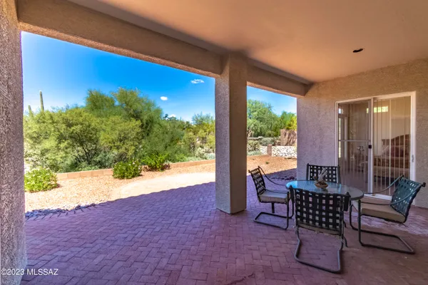 Property Slideshow image 2 of 37 | 5058 w desert chicory pl, Marana, AZ, 85658