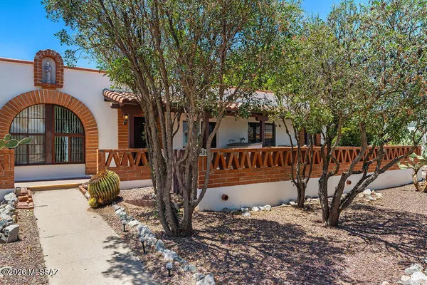 Property Slideshow image 2 of 16 | 434 s paseo lobo c, Green Valley, AZ, 85614