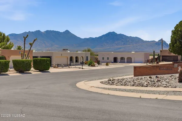 Property Slideshow image 2 of 39 | 2048 s san vincent dr, Green Valley, AZ, 85614
