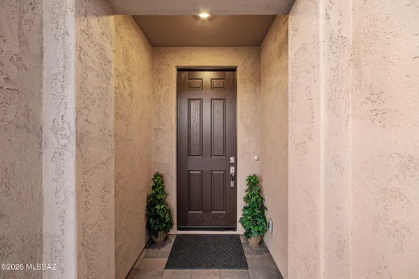 Property Slideshow image 3 of 42 | 1820 n banneker ln, Green Valley, AZ, 85614