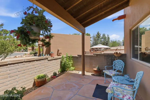 Property Slideshow image 3 of 21 | 997 w camino erranle, Green Valley, AZ, 85614