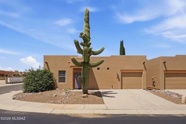 Property Slideshow image 3 of 28 | 996 w via, Green Valley, AZ, 85614