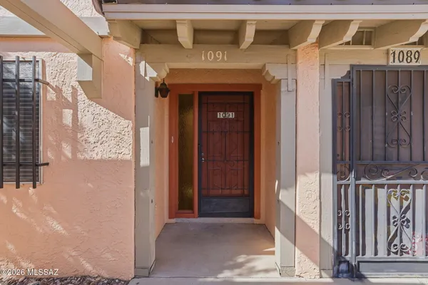 Property Slideshow image 2 of 25 | 1091 s calle de las casitas, Green Valley, AZ, 85614