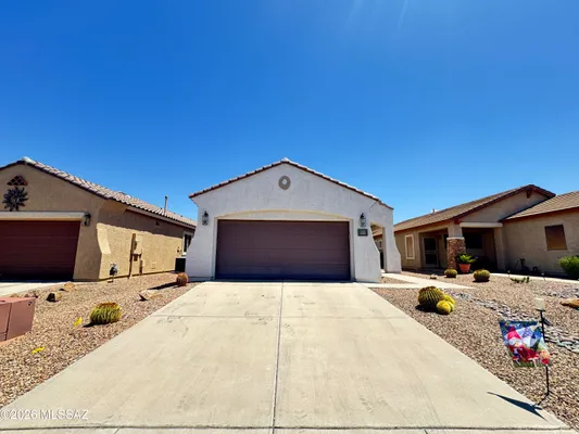 Property Slideshow image 2 of 22 | 335 w calle del estribo, Sahuarita, AZ, 85629