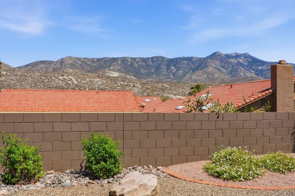 Property Slideshow image 3 of 36 | 38083 s golf course dr, Tucson, AZ, 85739