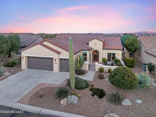 Property Slideshow image 2 of 49 | 31793 s gulch pass rd, Oracle, AZ, 85623