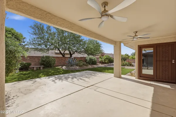 Property Slideshow image 2 of 43 | 14311 n choctaw dr, Oro Valley, AZ, 85755