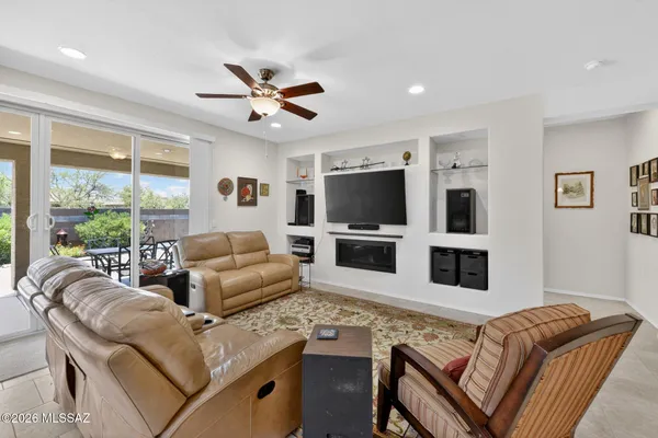 Property Slideshow image 3 of 51 | 14066 e stanhope blvd, Vail, AZ, 85641