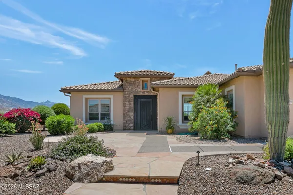 Property Slideshow image 3 of 40 | 66525 e peregrine pl, Saddlebrooke, AZ, 85739