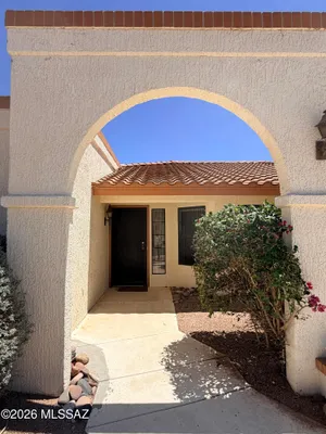 Property Slideshow image 2 of 50 | 14560 n line post ln, Oro Valley, AZ, 85755