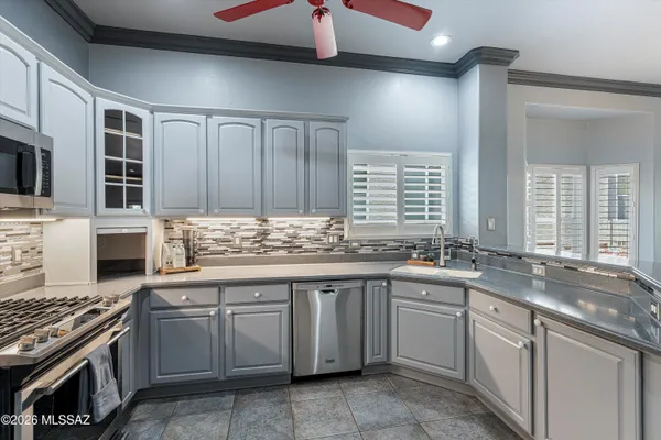 Property Slideshow image 2 of 38 | 5384 w winding desert dr, Marana, AZ, 85658