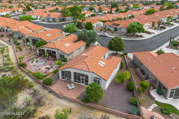 Property Slideshow image 3 of 50 | 14380 n carissa dr, Oro Valley, AZ, 85755