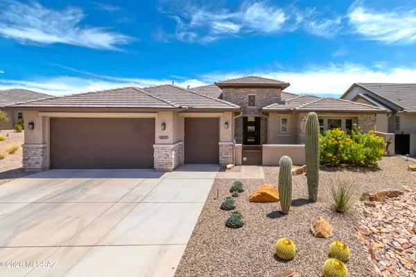 Property Slideshow image 2 of 50 | 30707 s blue granite ln, Oracle, AZ, 85623