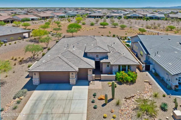 Property Slideshow image 3 of 50 | 30707 s blue granite ln, Oracle, AZ, 85623