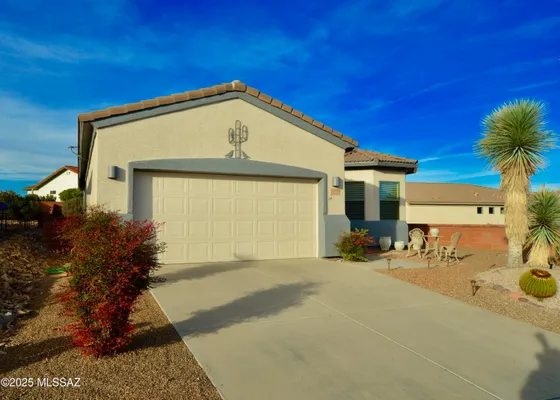 Property Slideshow image 3 of 41 | 938 w ashworth rd, Green Valley, AZ, 85614