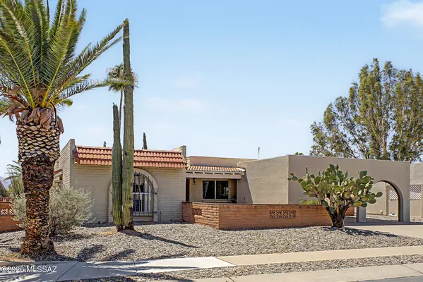 Property Slideshow image 2 of 37 | 1531 s san carla, Green Valley, AZ, 85614