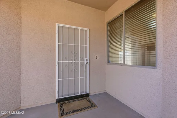 Property Slideshow image 3 of 37 | 2001 w amblemorn dr, Green Valley, AZ, 85622