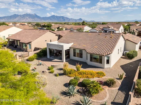 Property Slideshow image 2 of 51 | 2101 e madera plateau dr, Green Valley, AZ, 85614