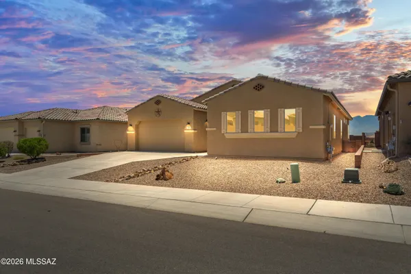 Property Slideshow image 2 of 50 | 906 n camino cerro morado, Green Valley, AZ, 85614