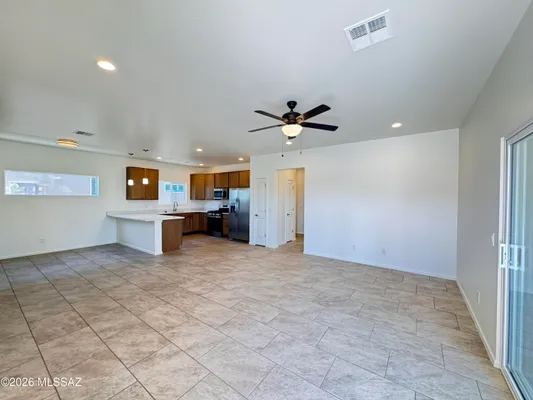 Property Slideshow image 3 of 22 | 608 s clubhouse ln, Sierra Vista, AZ, 85635