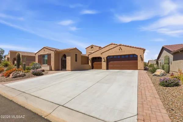 Property Slideshow image 3 of 36 | 31606 s summerwind dr, Oracle, AZ, 85623