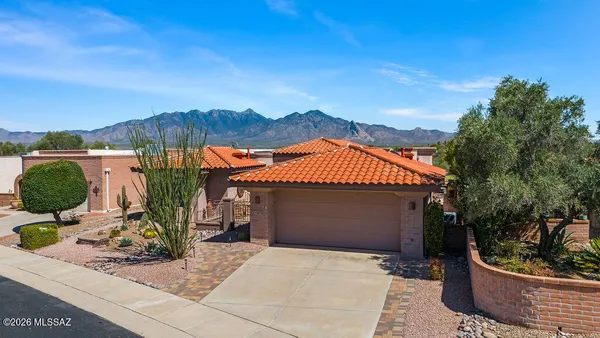 Property Slideshow image 2 of 35 | 1587 w baltusrol dr, Green Valley, AZ, 85622